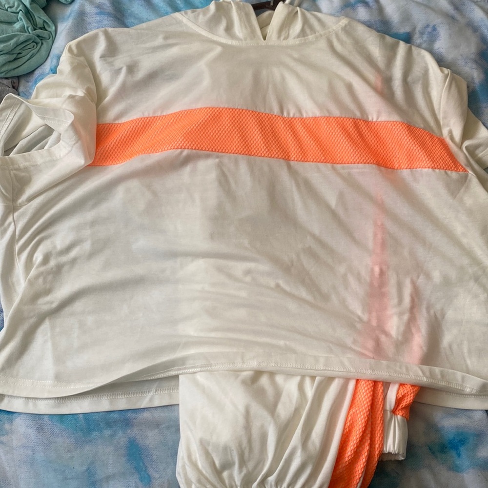 Two piece Summer pants set. White & Orange set Size 2x NEVER WORN